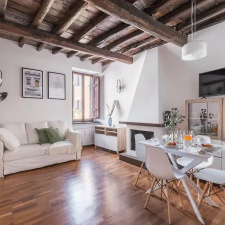 The Rent - Elegant In Trastevere
