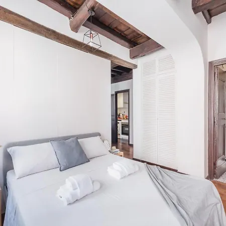The Rent - Elegant In Trastevere *