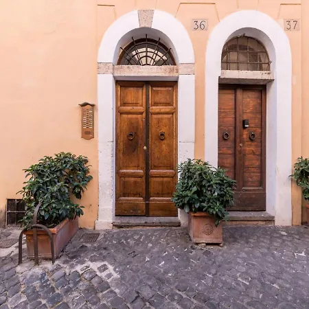 The Rent - Elegant In Trastevere Rome